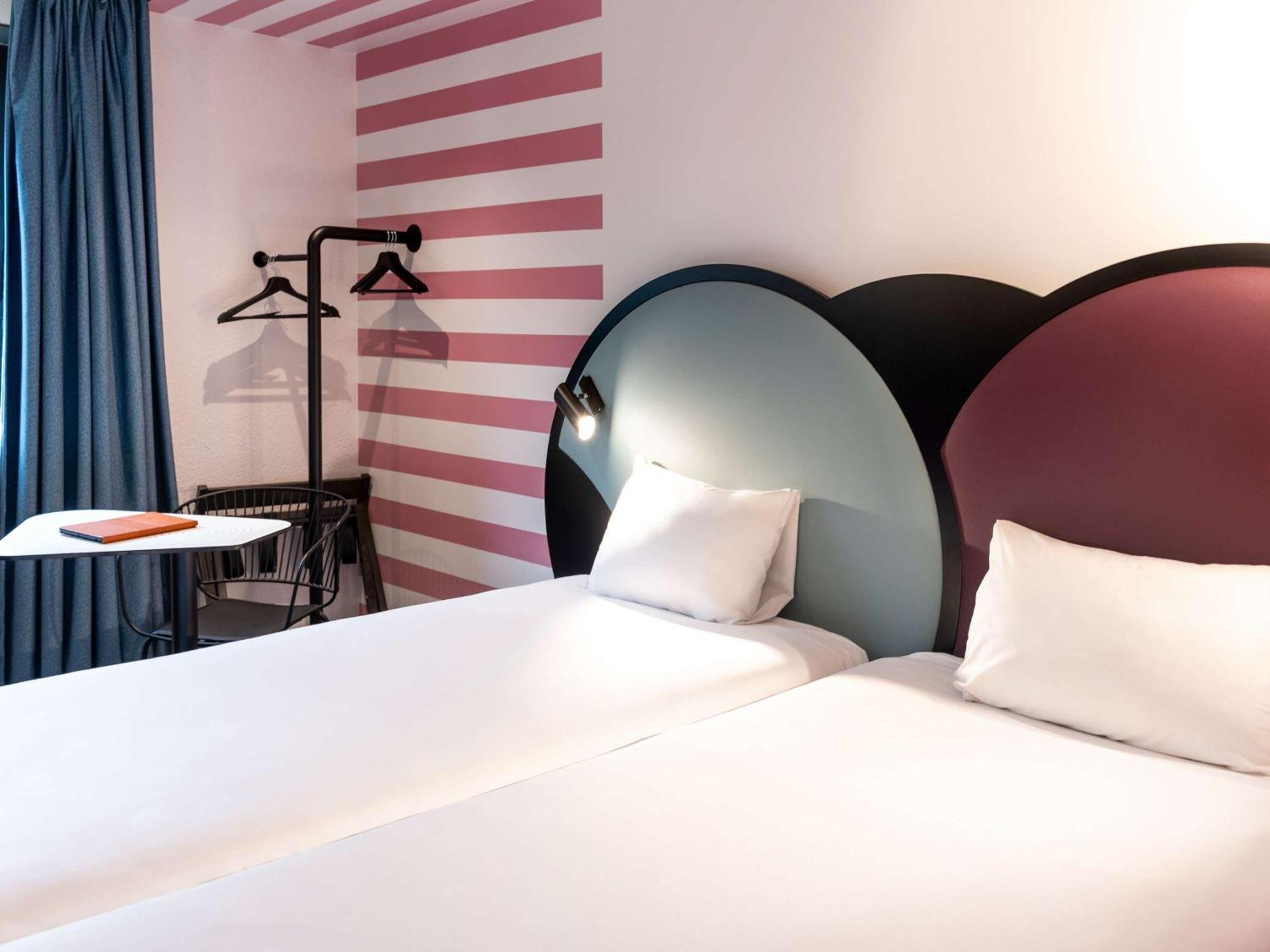 Ibis Styles Paris Saint Denis Pleyel Hotell Exteriör bild