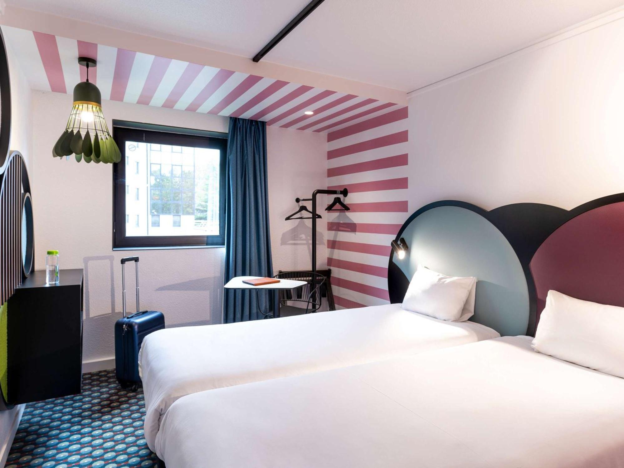 Ibis Styles Paris Saint Denis Pleyel Hotell Exteriör bild