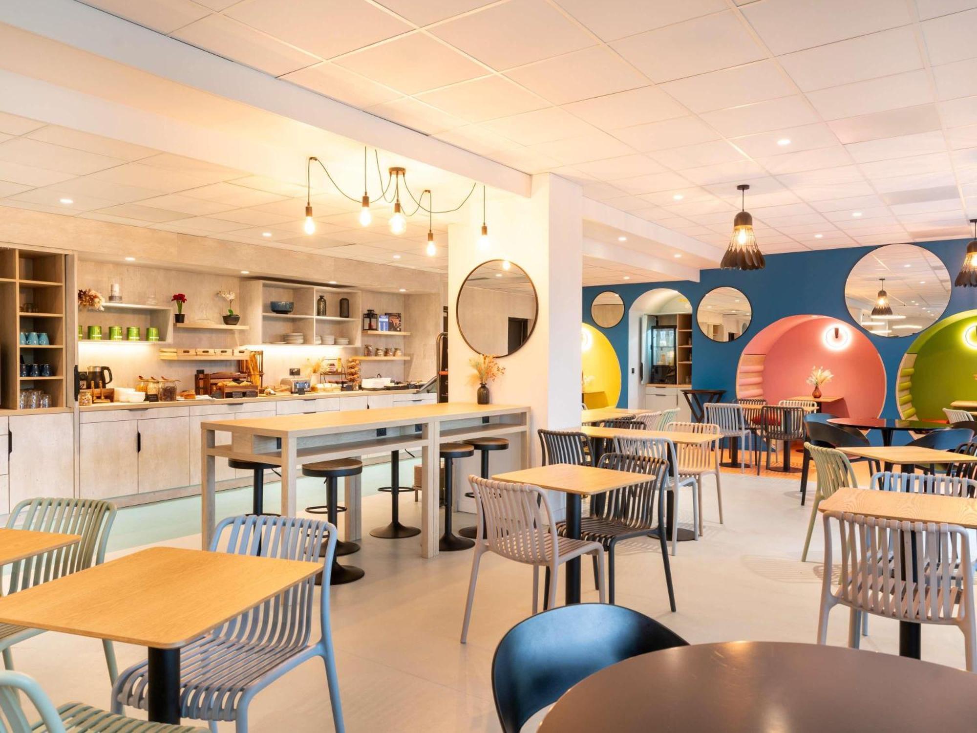 Ibis Styles Paris Saint Denis Pleyel Hotell Exteriör bild